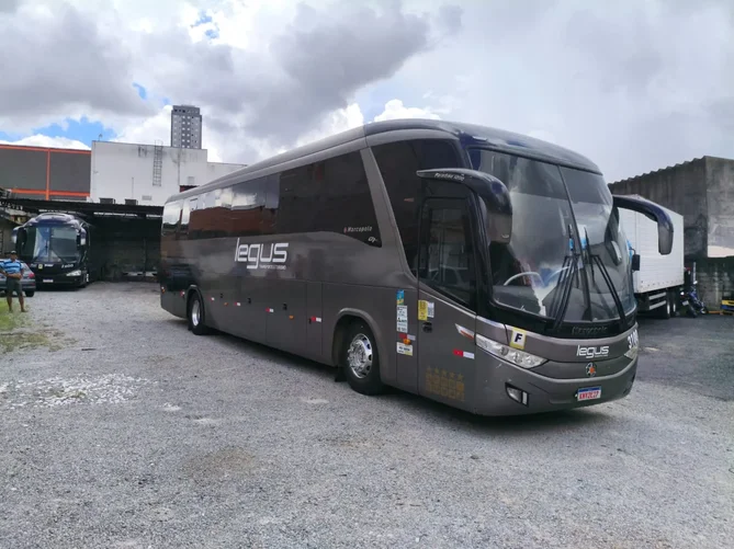 Onibus para aluguel e fretamento